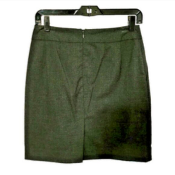 Banana Republic Women’s Dark Gray Pencil Skirt with Pockets Size 2P - Picture 6 of 6